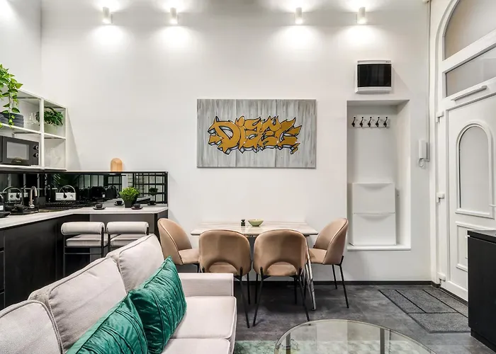 Opera Corso Apartment *